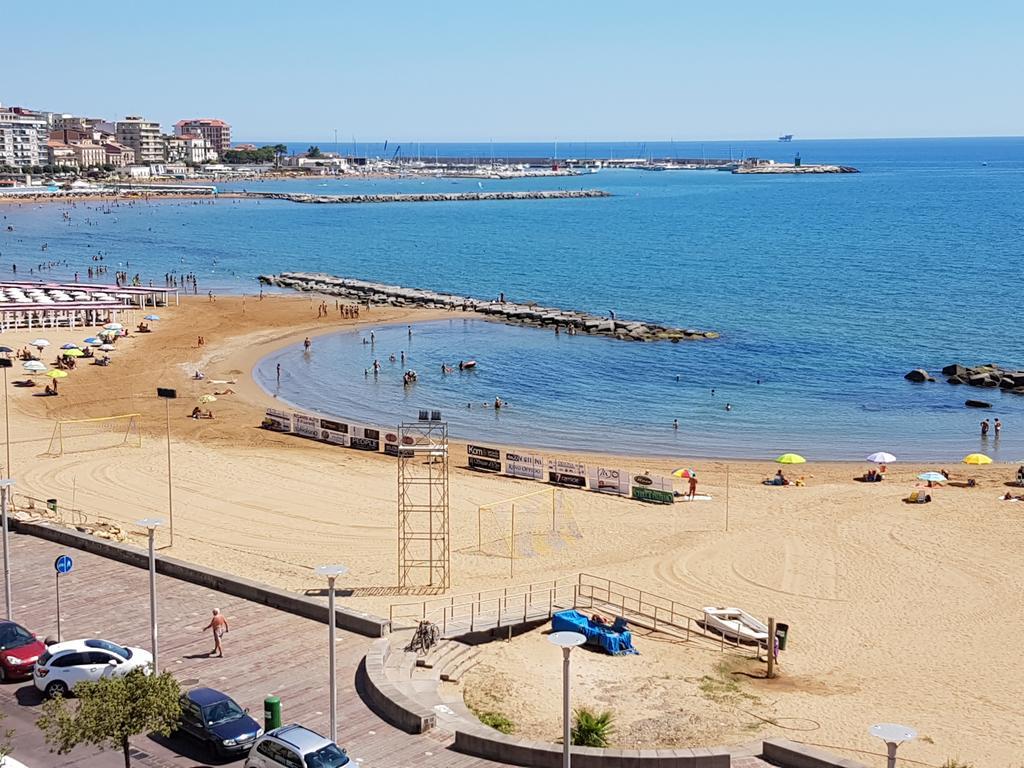 Il Girasole Bed & Breakfast Crotone Dış mekan fotoğraf